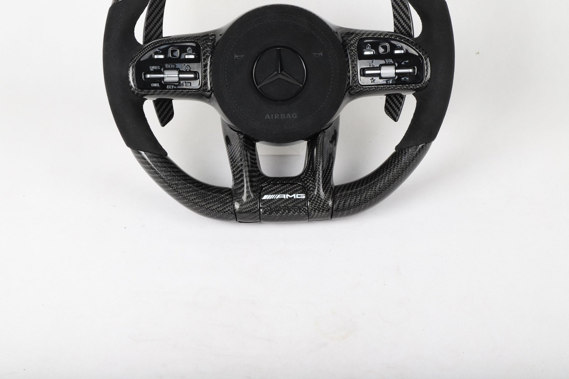 Mercedes AMG Performance LED Wheel: Customisable Carbon/Alcantara