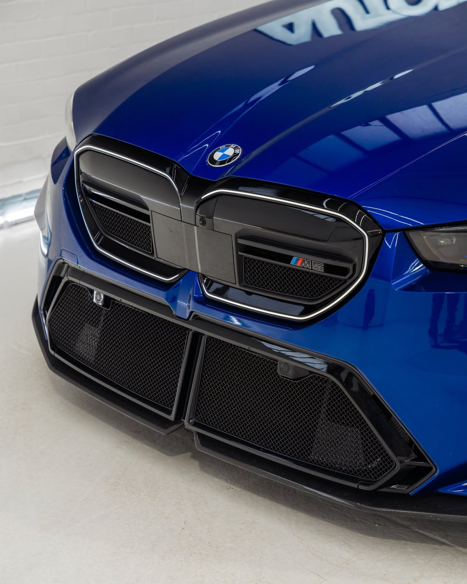 Zunsport Full Radiator &amp; Oil Cooler Mesh Protector Kit - BMW M5 G90/G99 (2024+)