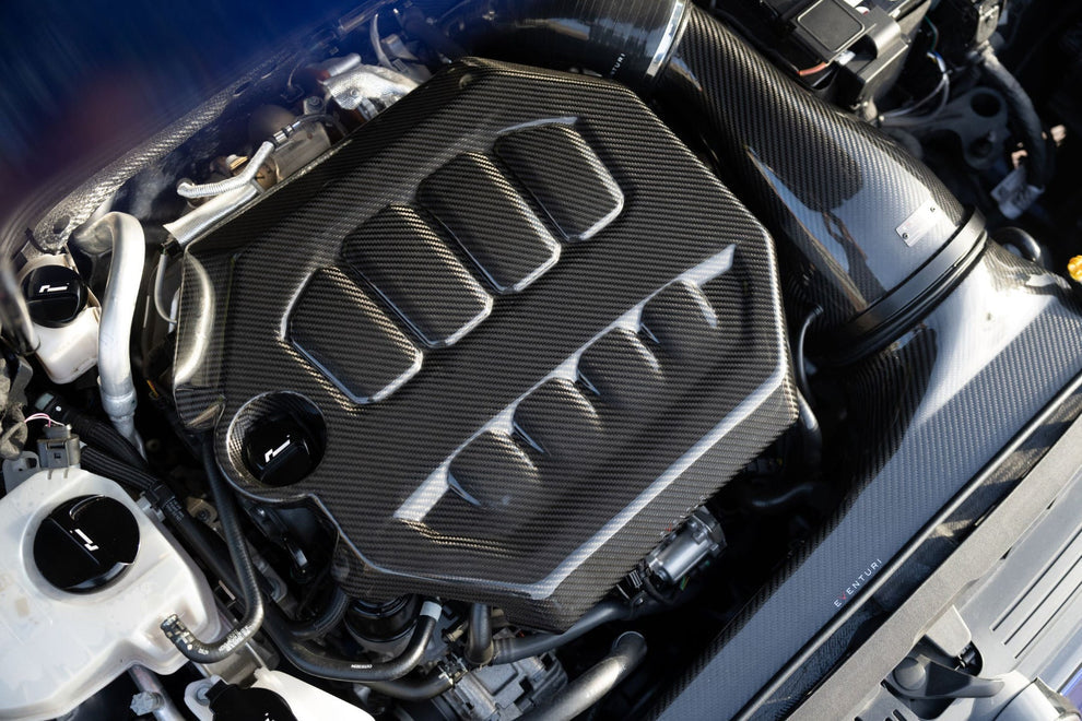 Eventuri Carbon Fibre Engine Cover - VW Golf MK8 GTI | R