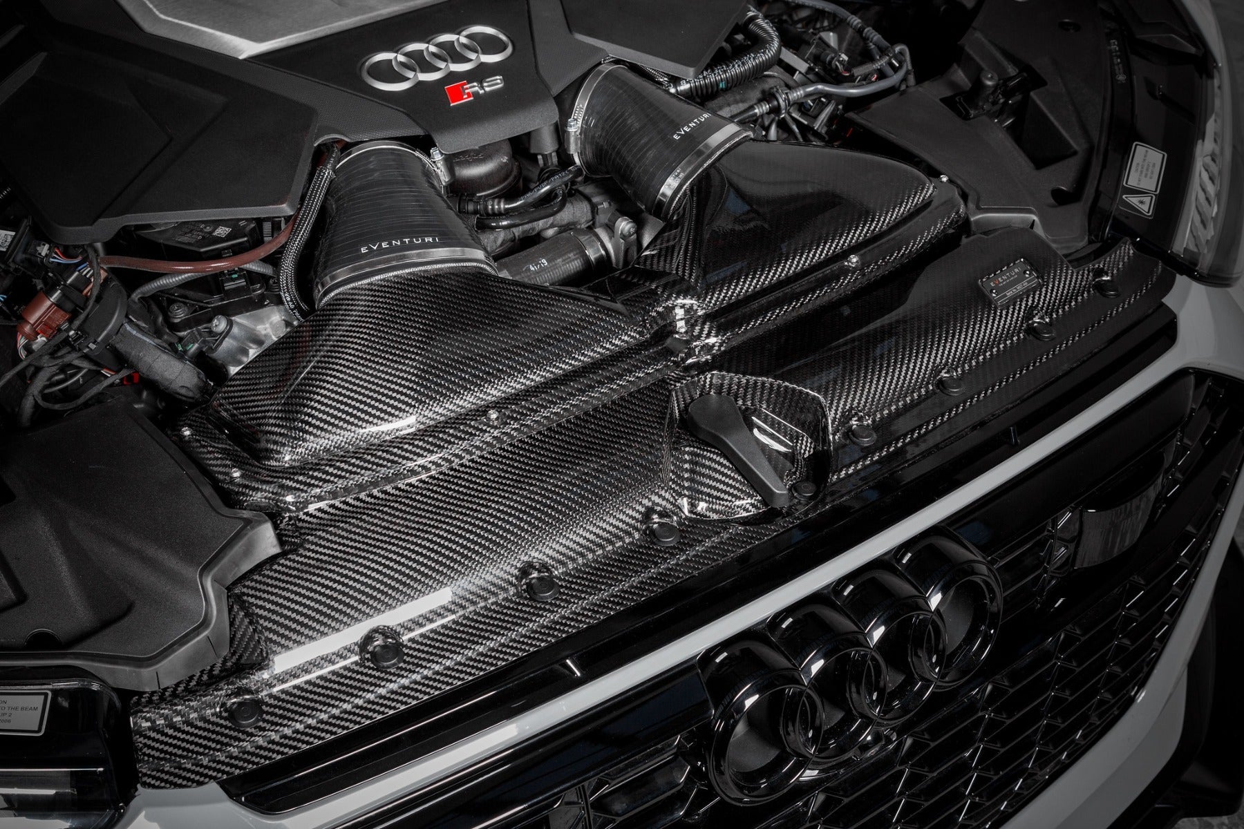 Eventuri Gloss Carbon Fibre Intake System - Audi RS6 | RS7 C8