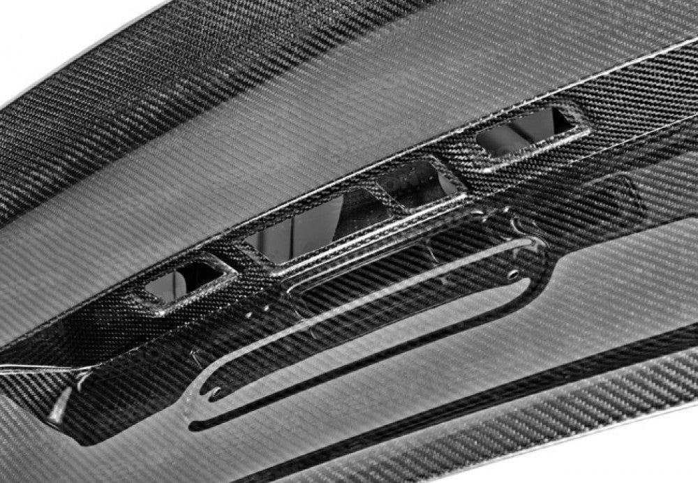 Race haus CSL-STYLE CARBON FIBRE BOOT LID FOR 2012-2018 BMW F30 3 SERIES / F80 M3 SALOON (SHAVED)