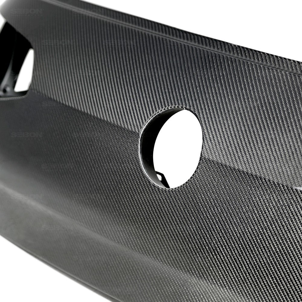 Race haus OEM-STYLE CARBON FIBRE BOOT LID FOR 2015-2020 VOLKSWAGEN GOLF / GTI / R
